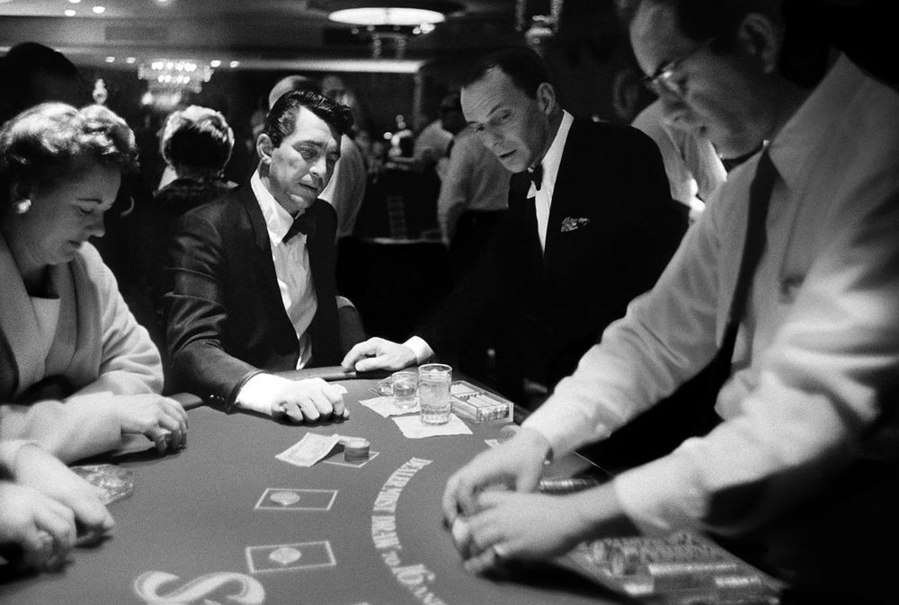 HHpoker人工客服微信 官方APP界面